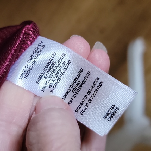 Laundry By Shelley Sagal Elegant Lace V-Neck Dress - Burgundy Size 2 - Picture 10 of 11